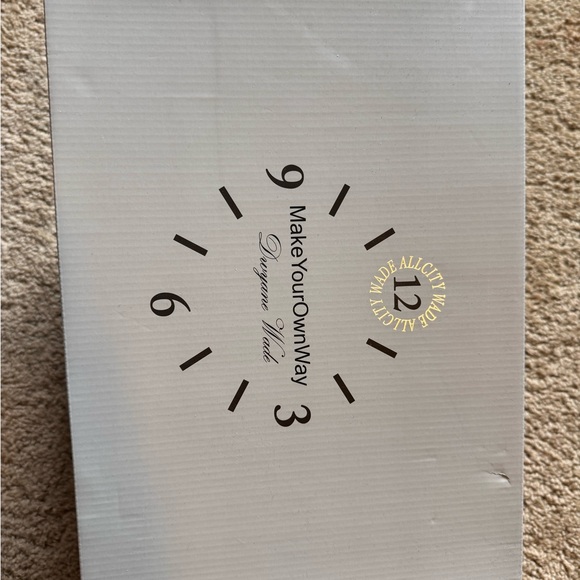 WADE ALL CITY 12 - Picture 2 of 3